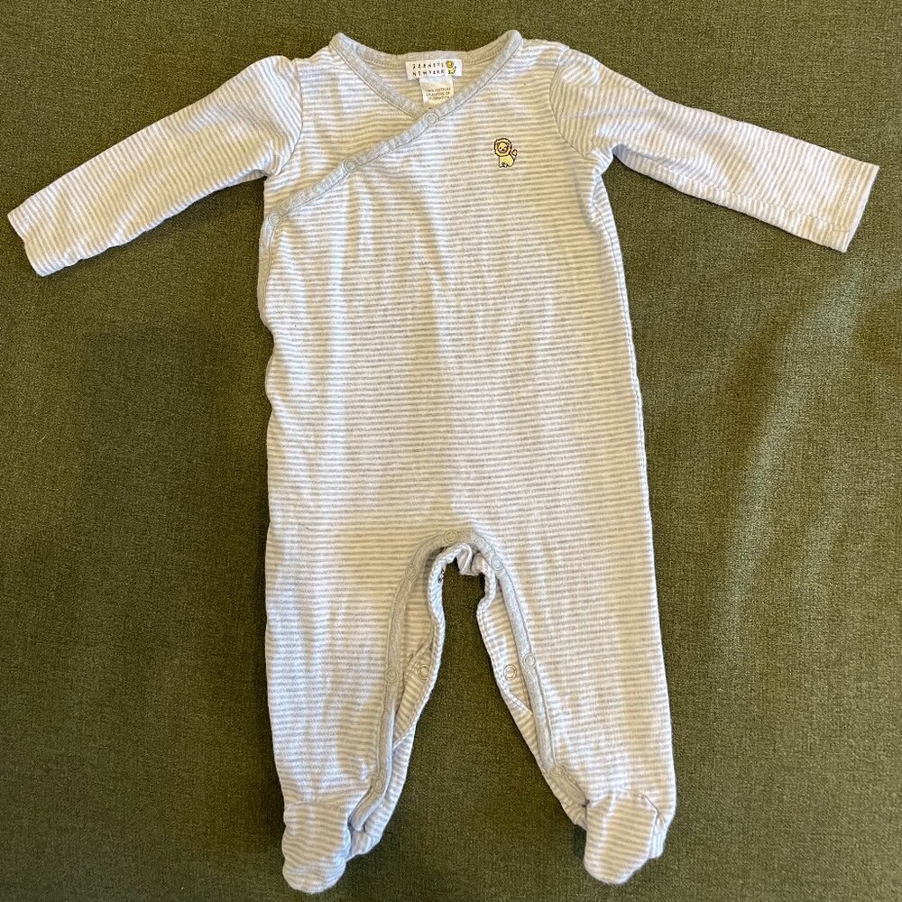 Barneys New York Striped Long Sleeve Onesie Size 6-9M